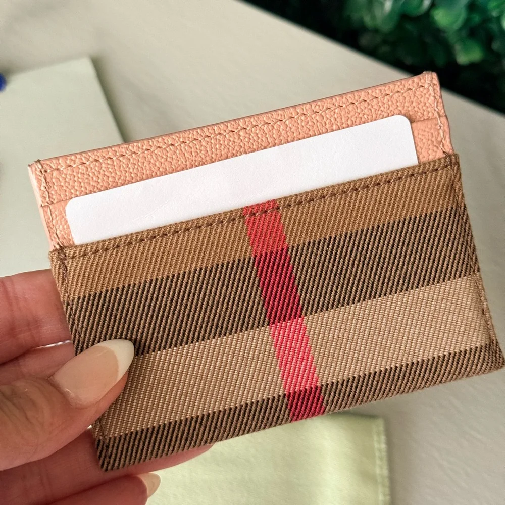 Burberry Vintage Check Card Holder in Classic Haymarket